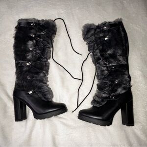 Shoe Dazzle Stylish Black Fur-Trimmed Women's Boots Size .9. US